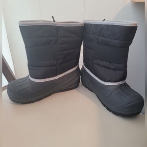 Toddler Sz 11 Winterboots- Cat & Jack Black boots
